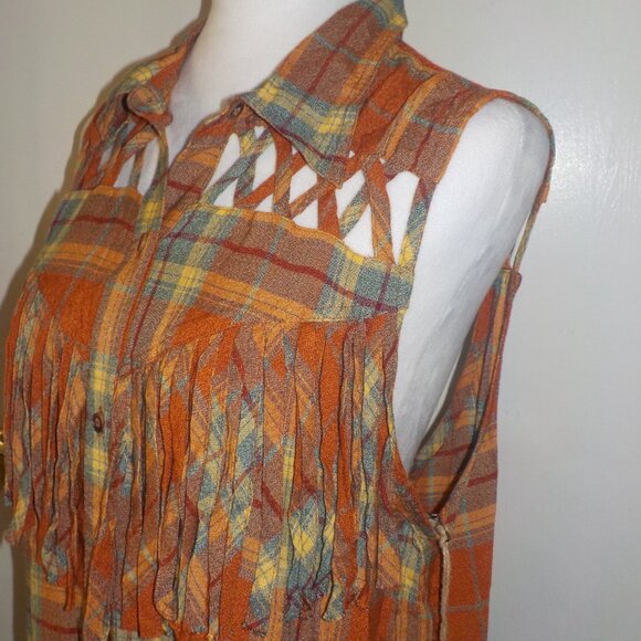 GIMMICKS SIZE X-LARGE RUST ORANGE BUTTON DOWN SLEEVELESS FRINGE SHIRT - Picture 8 of 10
